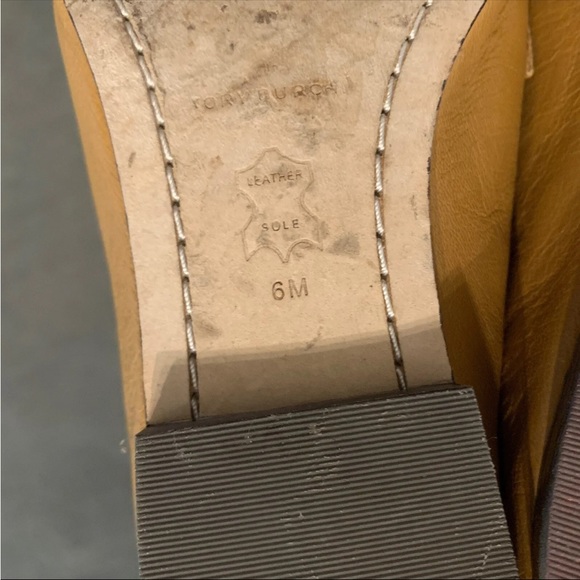 Tory Burch Perrine Loafer Pump with Logo Vamp Bit  6M Tan Square Toe Leather - Picture 11 of 11